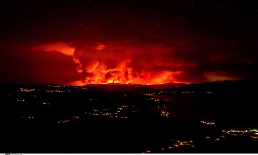 Φωτιά στην Εύβοια: Εικόνες από το Πήλιο που δεν μπορούν να περιγραφούν με λέξεις